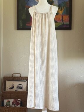 H&M Cream Textured Maxi Sundress